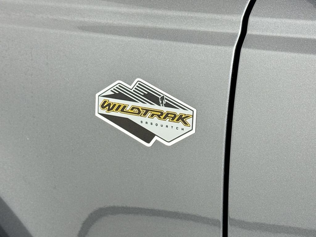 Used 2021 Ford Bronco Wildtrak image 11