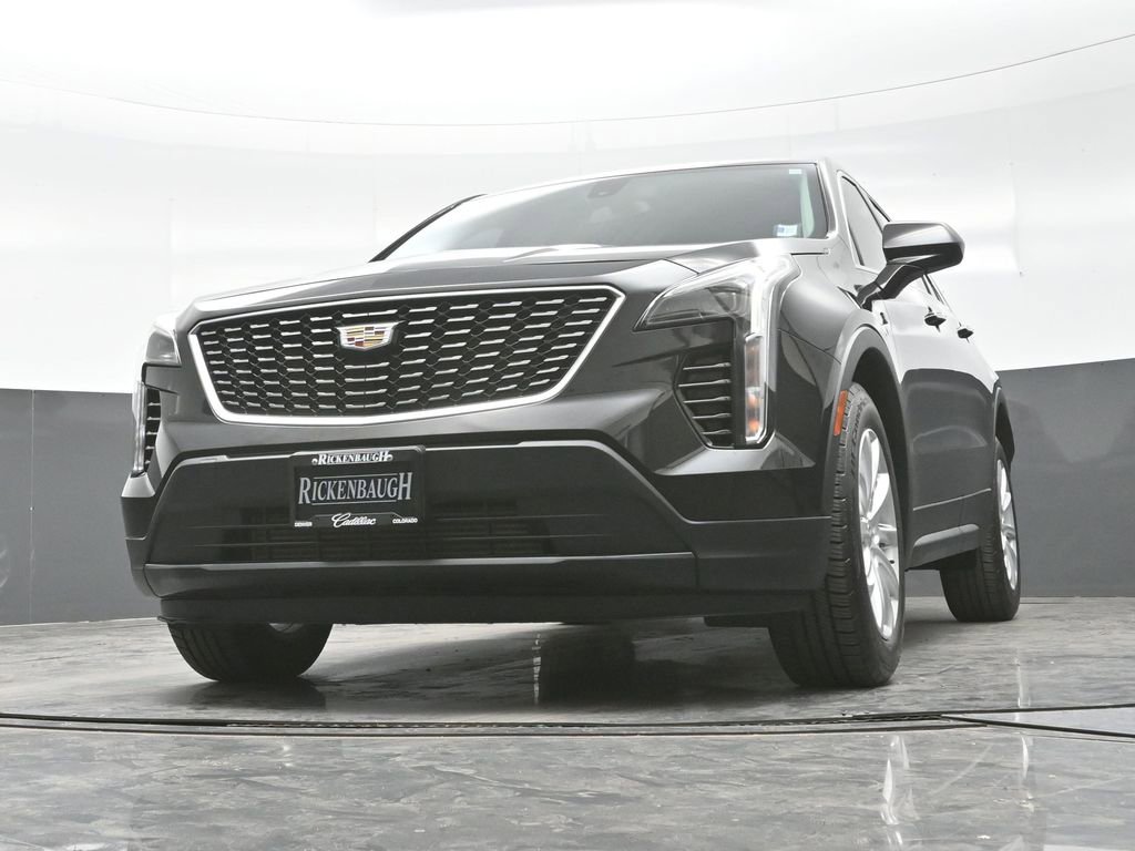 Used 2019 Cadillac XT4 Luxury w/ Cold Weather Package image 26