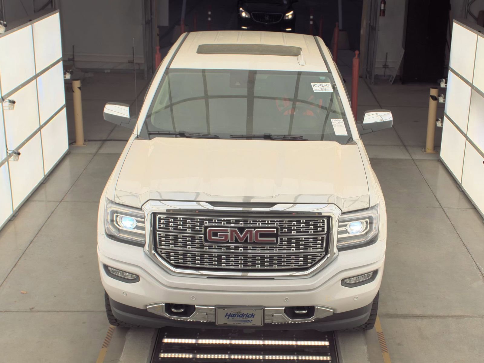 Used 2018 GMC Sierra 1500 Denali w/ Denali Ultimate Package image 2