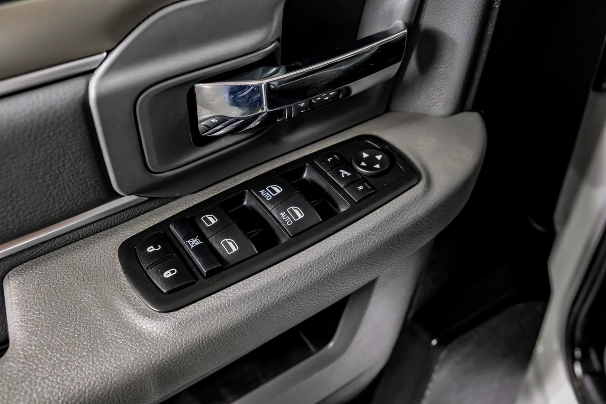 Used 2015 RAM 1500 Big Horn AWD/4WD image 32