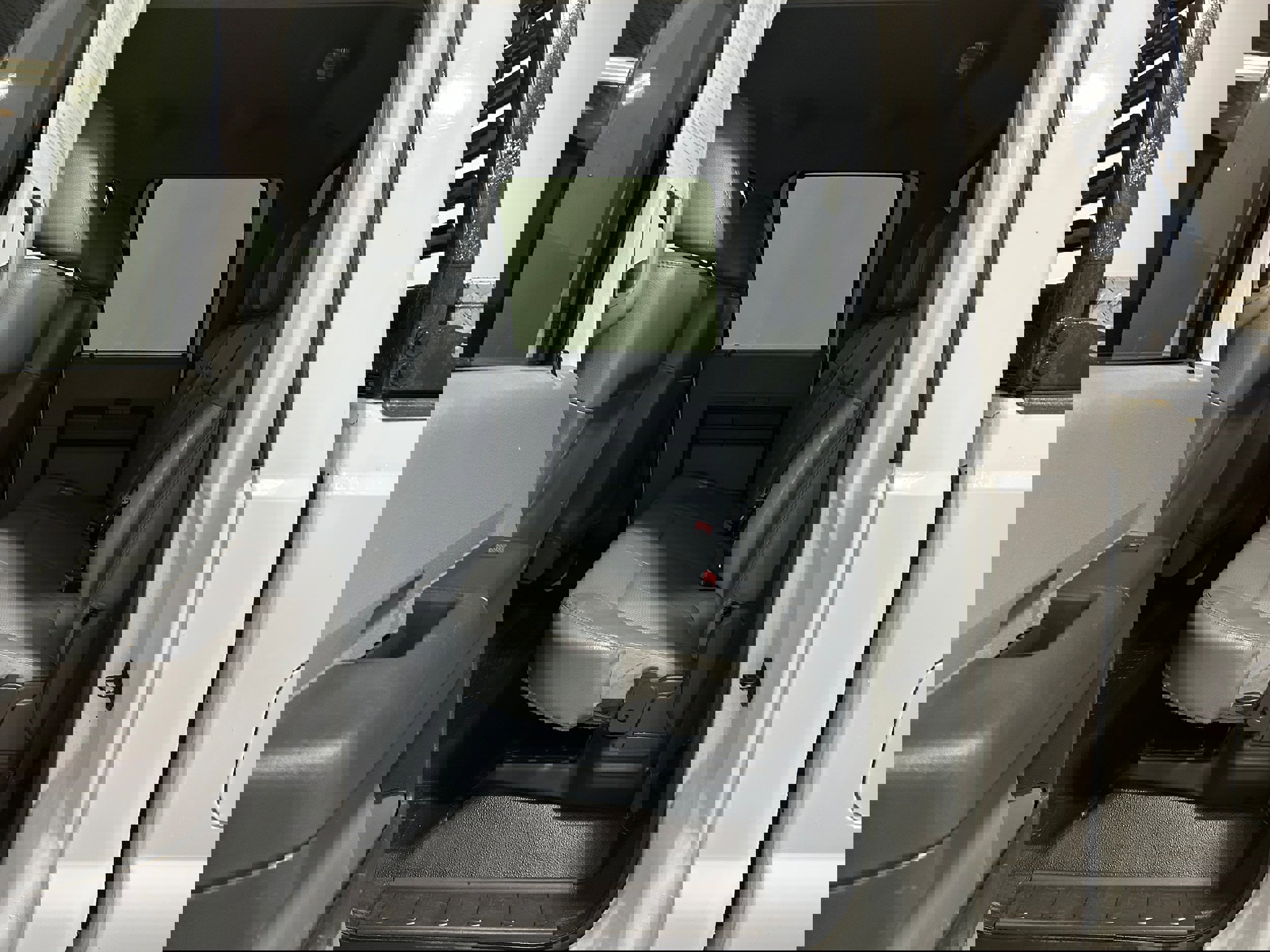 Used 2015 Ford F350 XL w/ Power Equipment Group image 21