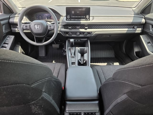 Used 2025 Honda Accord SE image 8