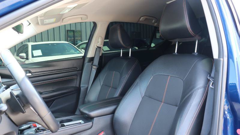 Used 2020 Nissan Altima 2.5 SR FWD image 8