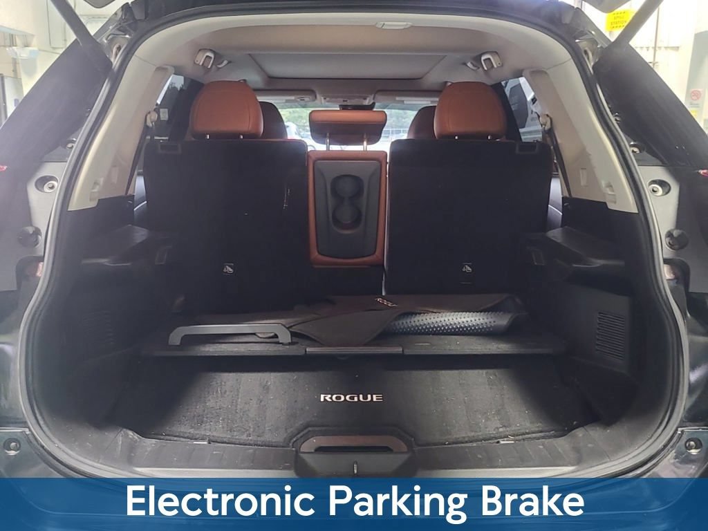 Used 2018 Nissan Rogue SL w/ Premium Package AWD/4WD image 7