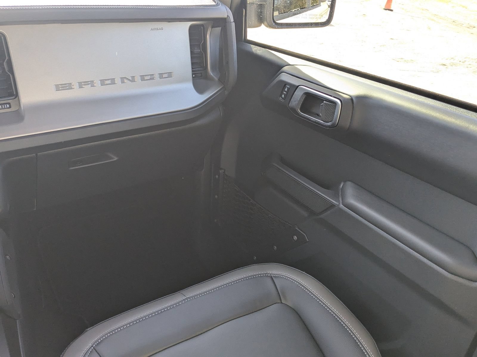 New 2025 Ford Bronco Outer Banks w/ Sasquatch Package AWD/4WD image 17