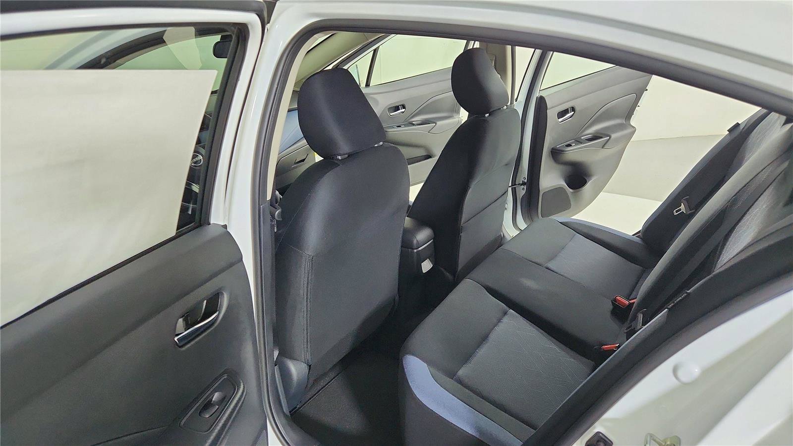 New 2025 Nissan Versa SV w/ Trunk Package image 22