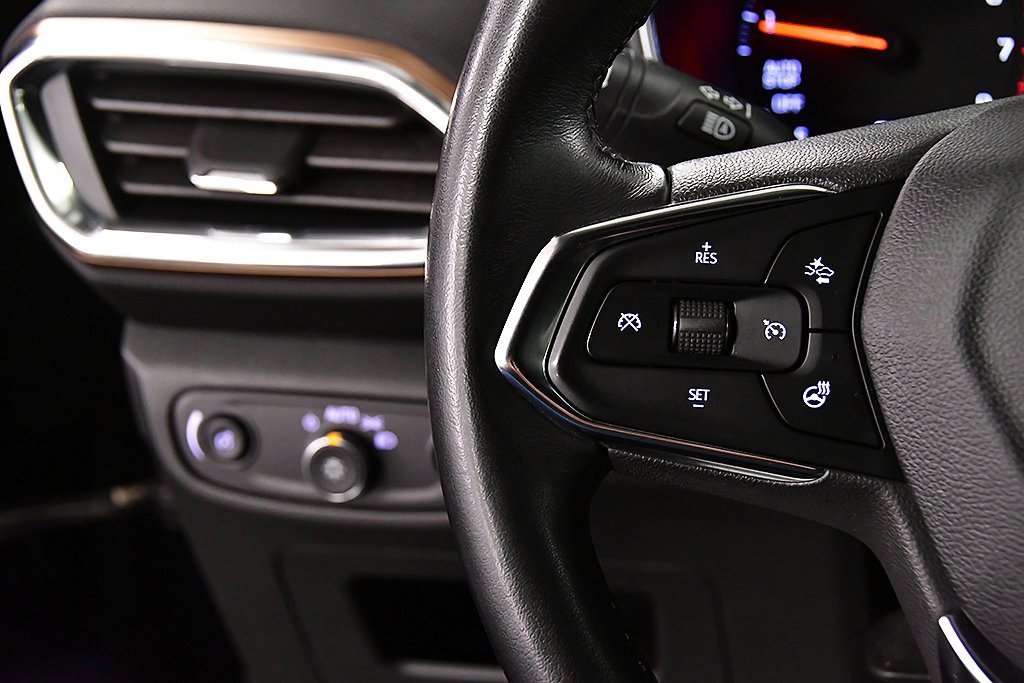 Used 2023 Chevrolet TrailBlazer ACTIV image 18