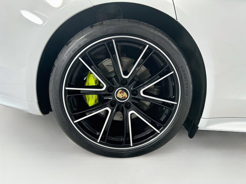 Used 2021 Porsche Panamera 4S AWD/4WD image 32