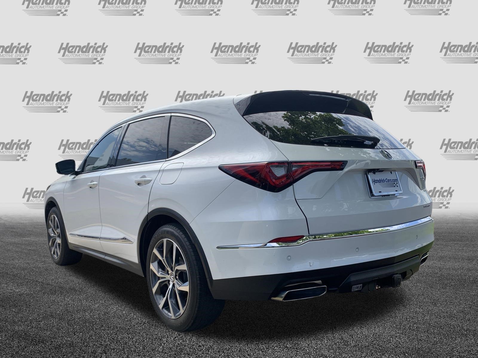 Used 2022 Acura MDX SH-AWD w/ Technology Package image 5