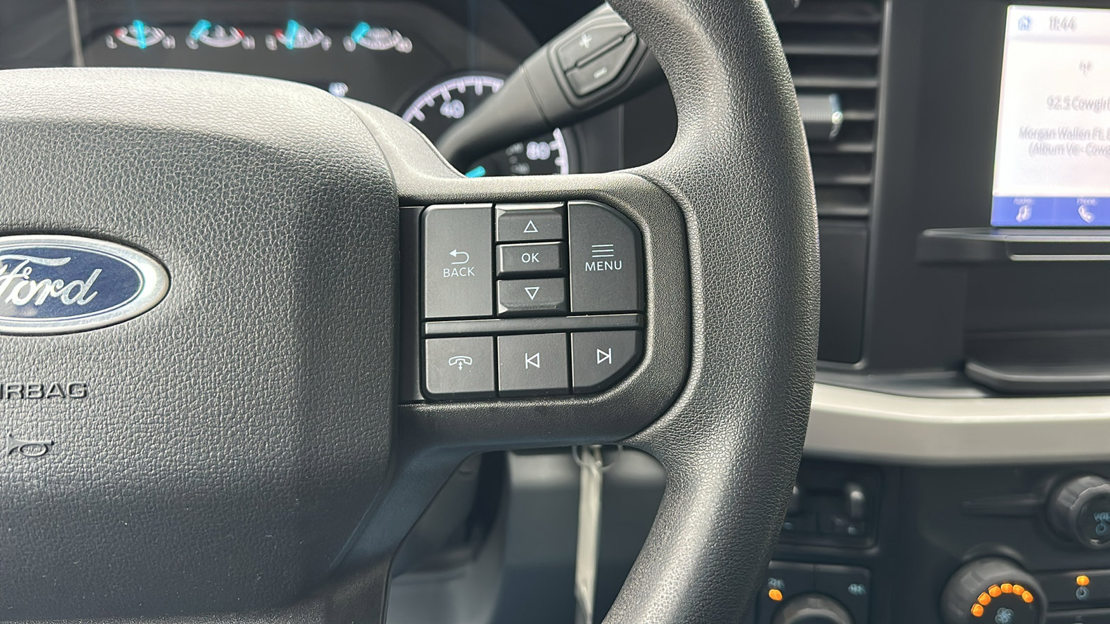 Used 2024 Ford F250 XLT w/ FX4 Off-Road Package image 19