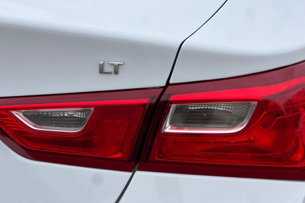Used 2024 Chevrolet Malibu LT image 22