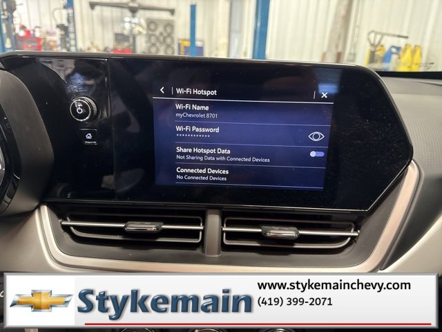 Used 2024 Chevrolet Trax LS w/ LS Convenience Package image 32