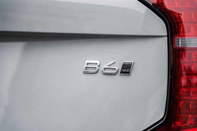 New 2026 Volvo XC90 B6 Plus w/ Protection Package Premier image 7