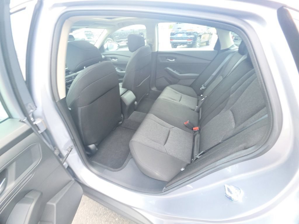Certified 2023 Honda Accord EX image 25