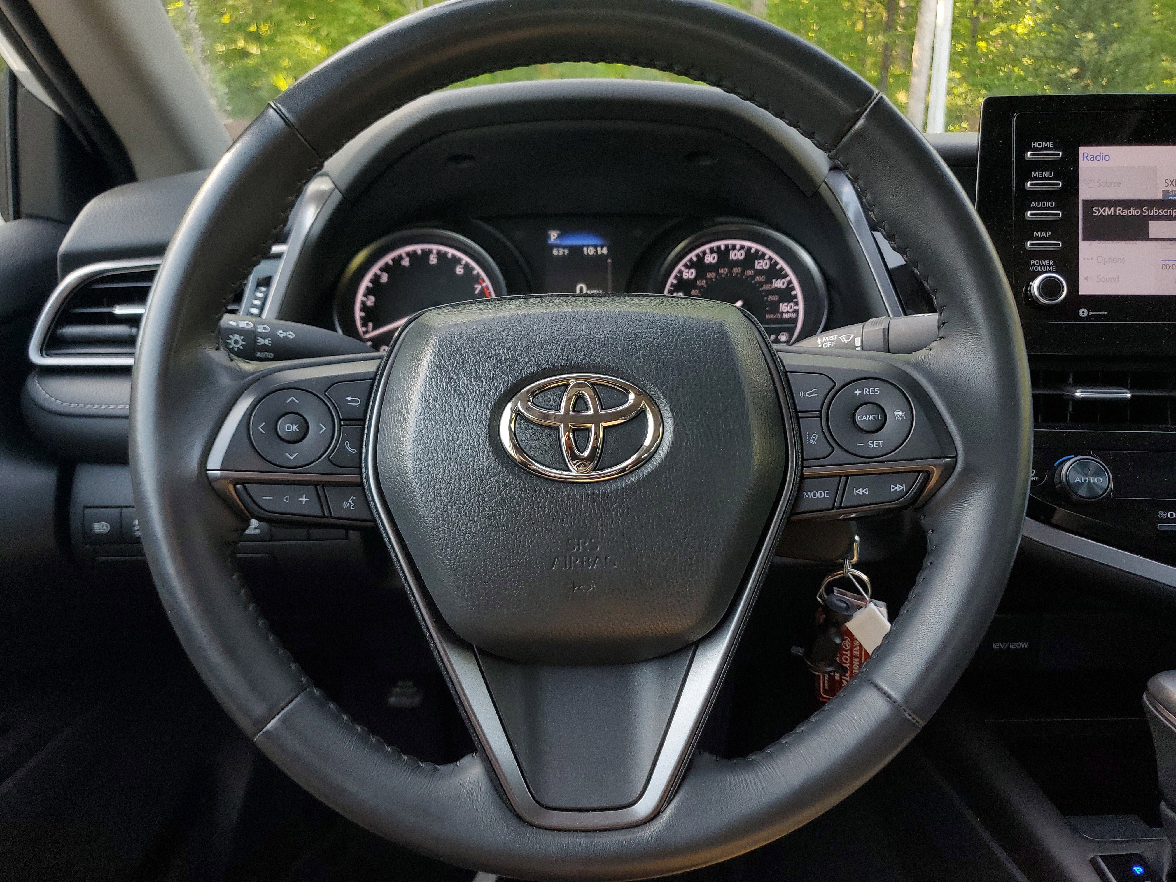 Used 2024 Toyota Camry SE image 19