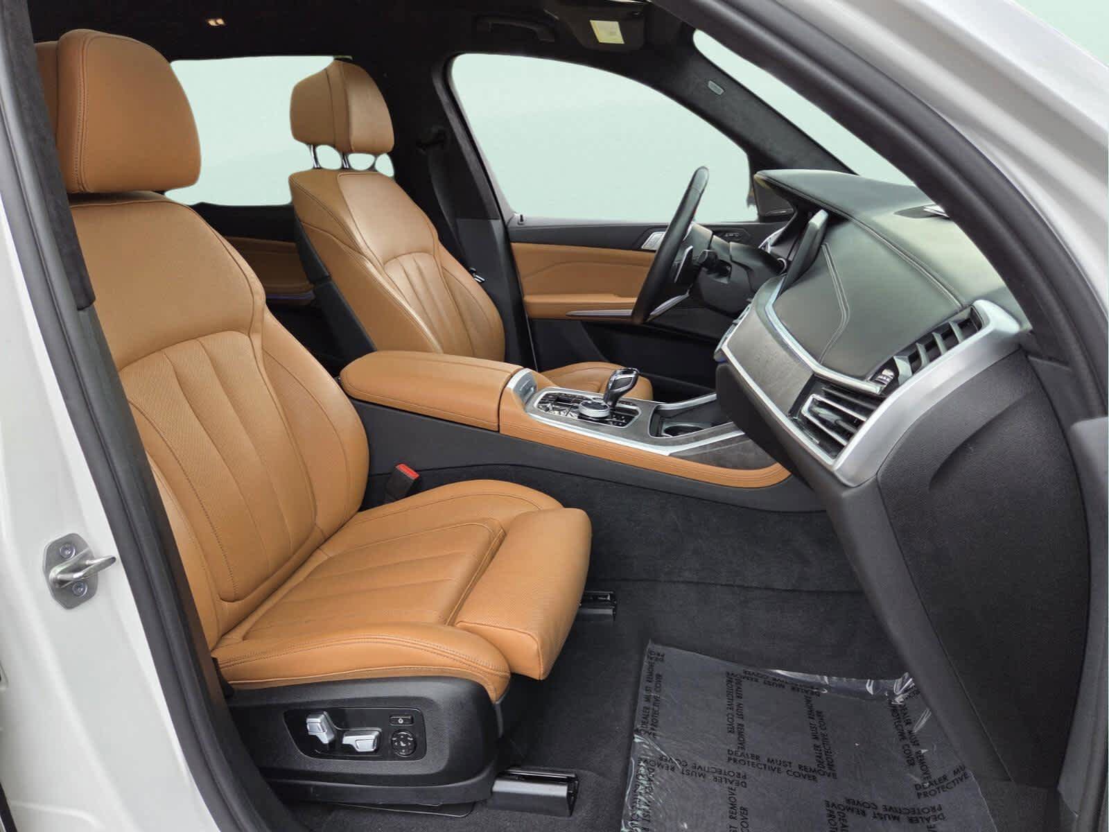 Used 2021 BMW X7 M50i AWD/4WD image 19