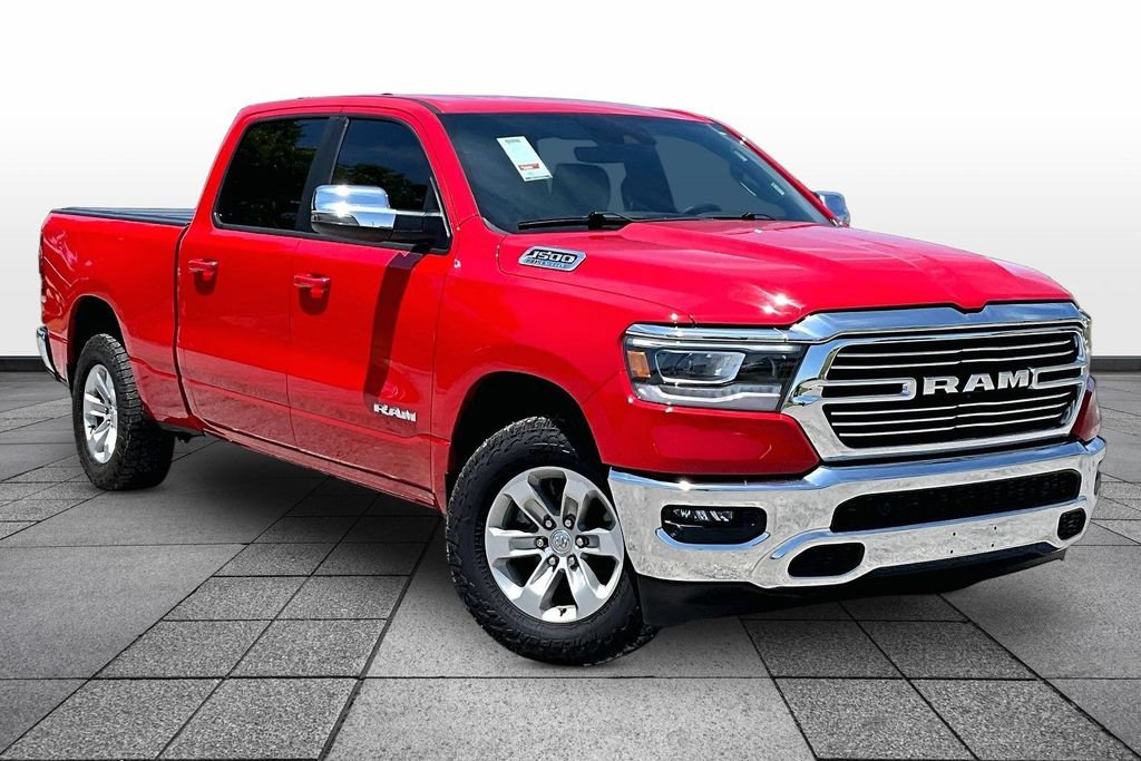 Used 2023 RAM 1500 Laramie AWD/4WD image 2