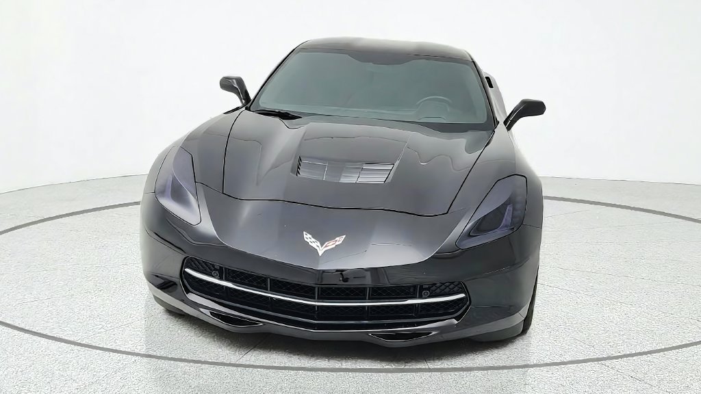 Used 2016 Chevrolet Corvette Stingray Coupe w/ 3LT Preferred Equipment Group RWD image 2