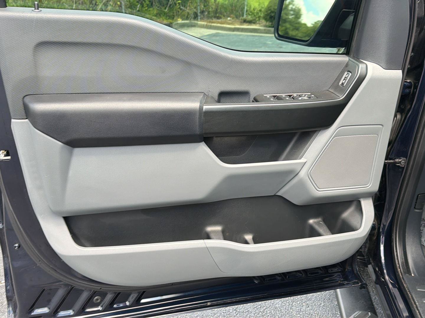 Used 2025 Ford F150 XL AWD/4WD image 17