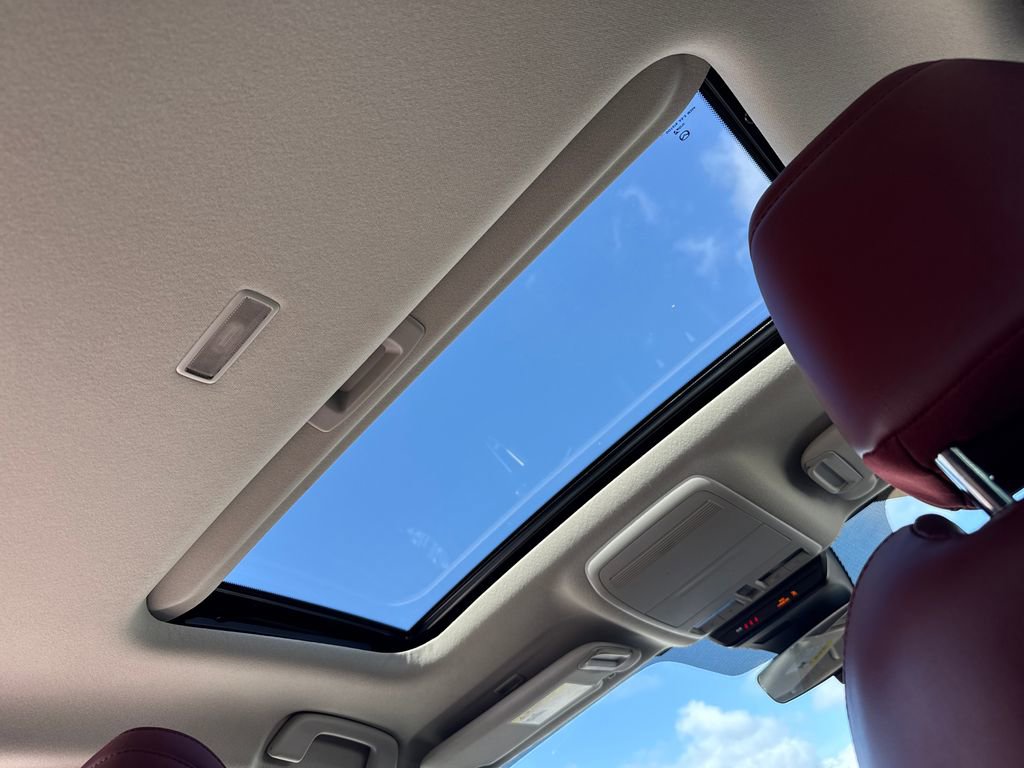 Used 2023 MAZDA MAZDA3 s image 8