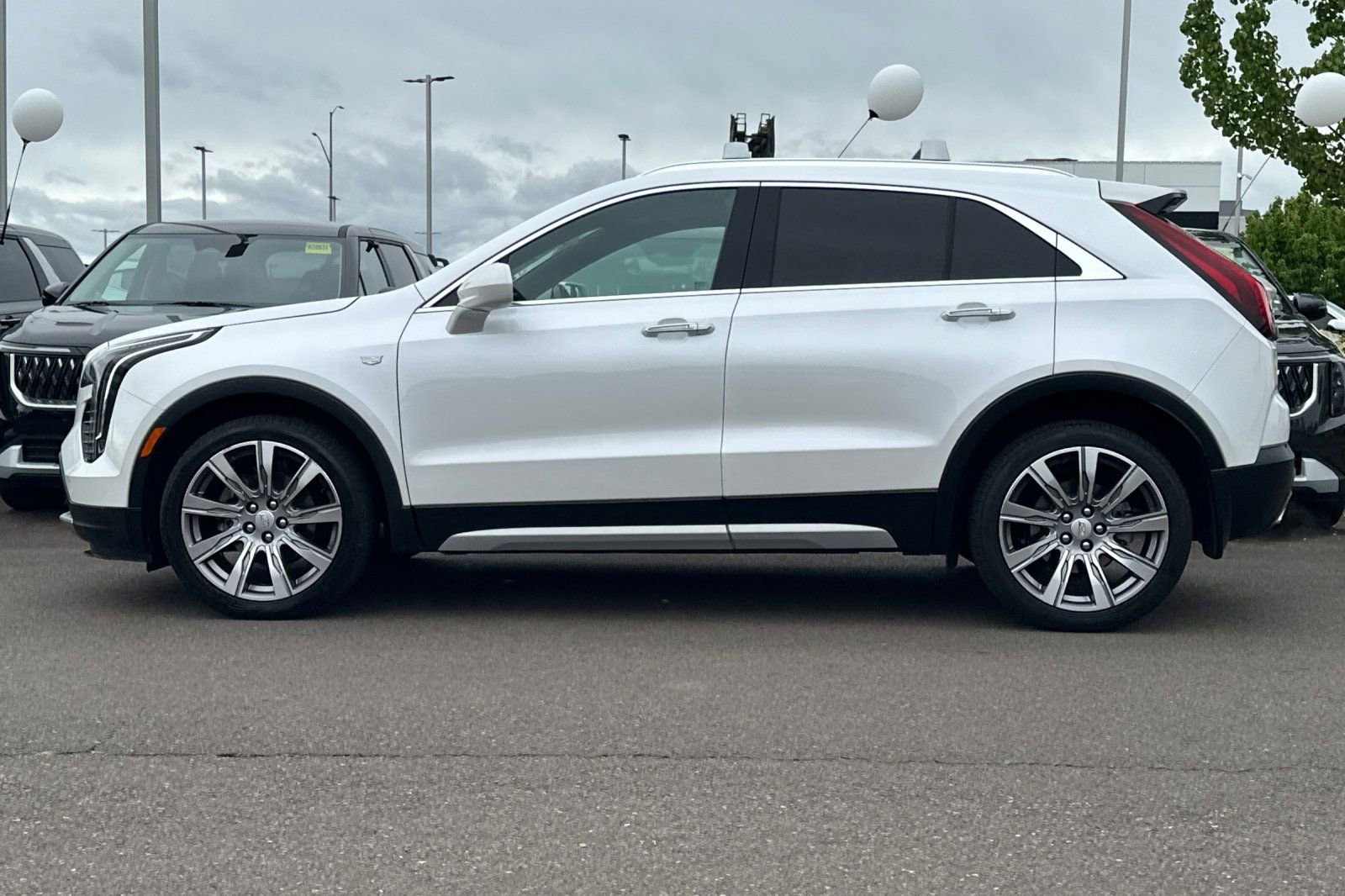 Used 2019 Cadillac XT4 Premium Luxury w/ Technology Package image 7