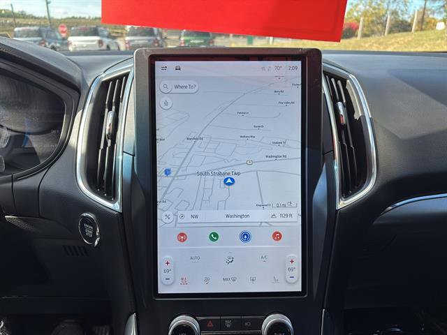 Certified 2022 Ford Edge Titanium w/ Equipment Group 301A image 23