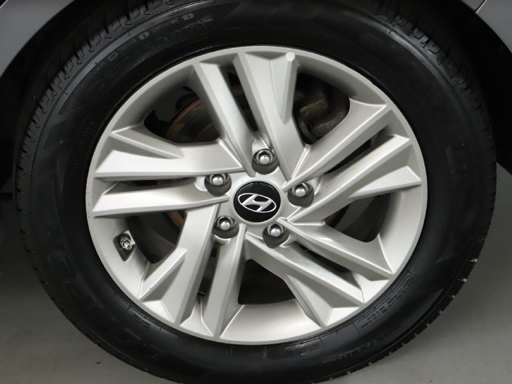 Used 2019 Hyundai Elantra SEL FWD image 36