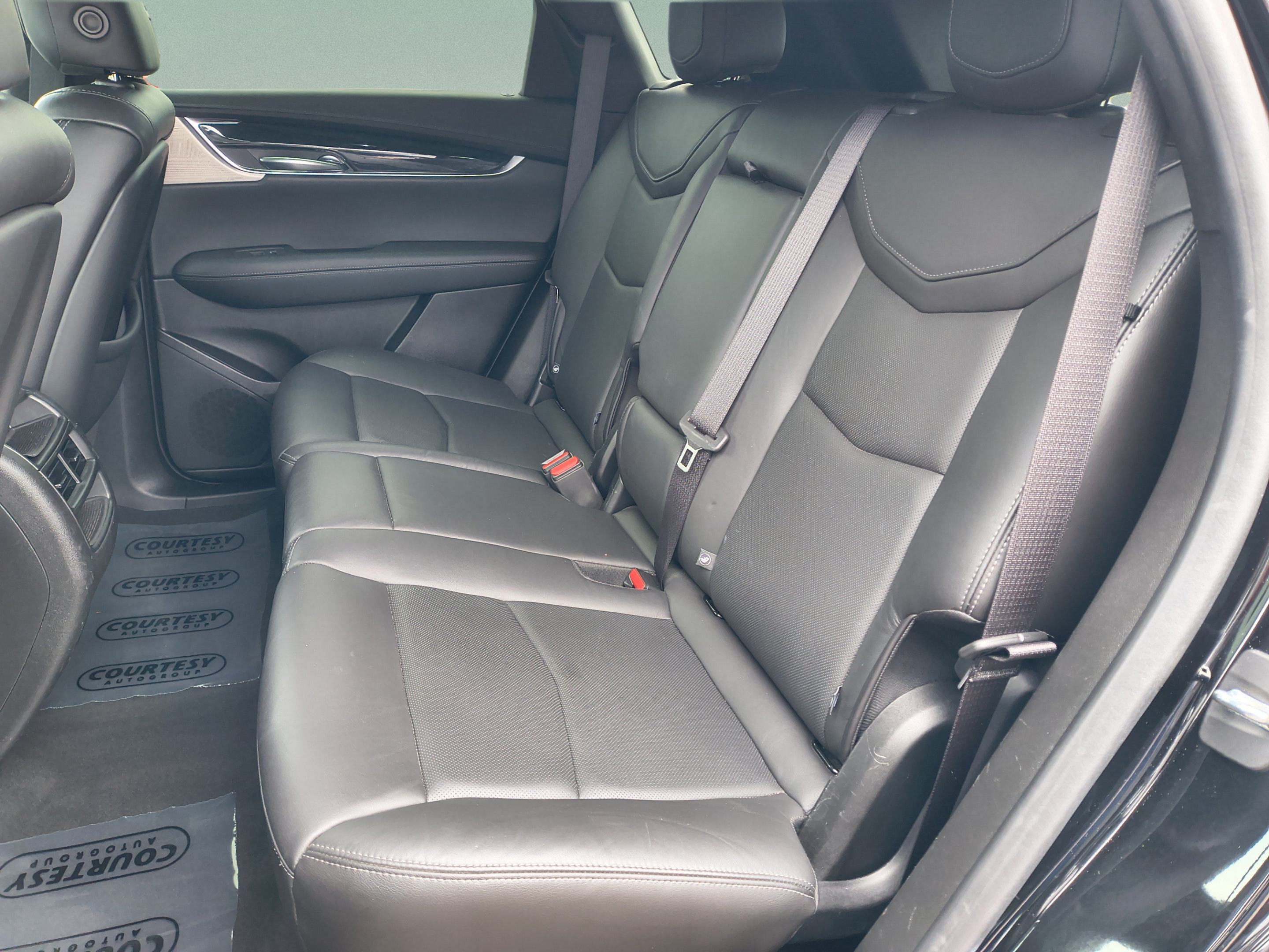 Used 2020 Cadillac XT5 Premium Luxury FWD image 20