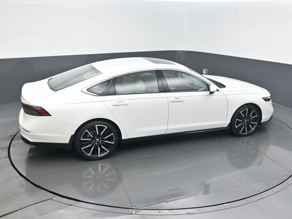 Certified 2023 Honda Accord Touring image 24