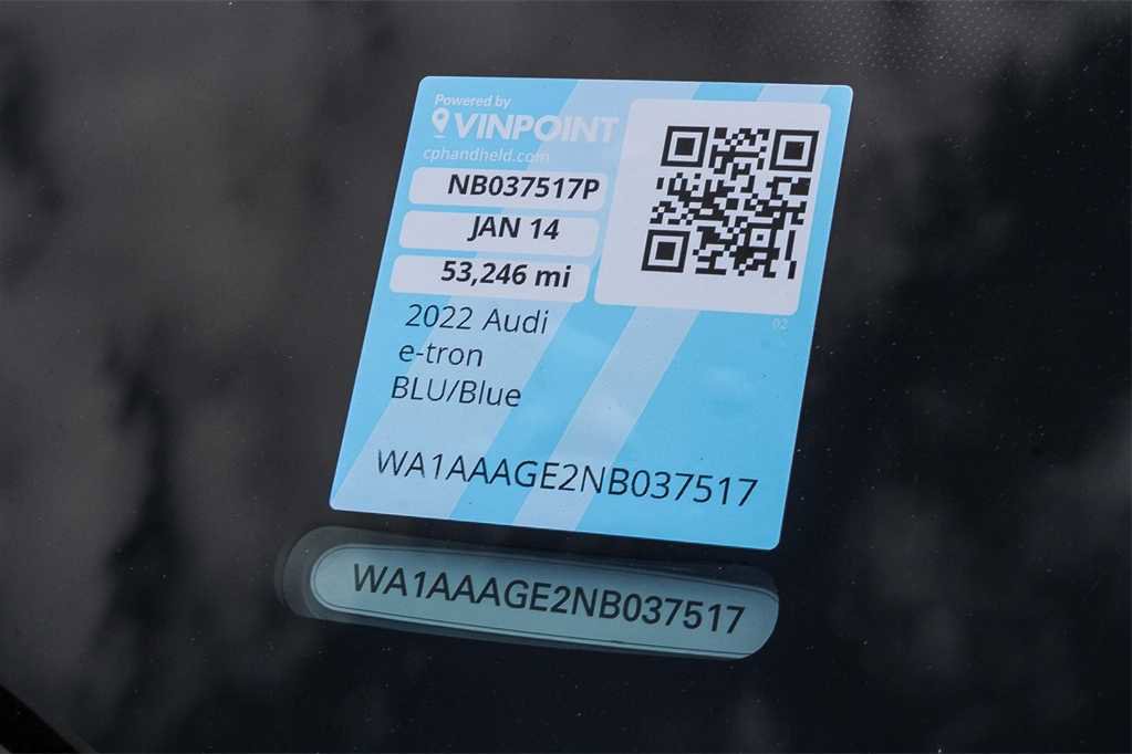 Used 2022 Audi e-tron Premium w/ Convenience Plus Package image 29