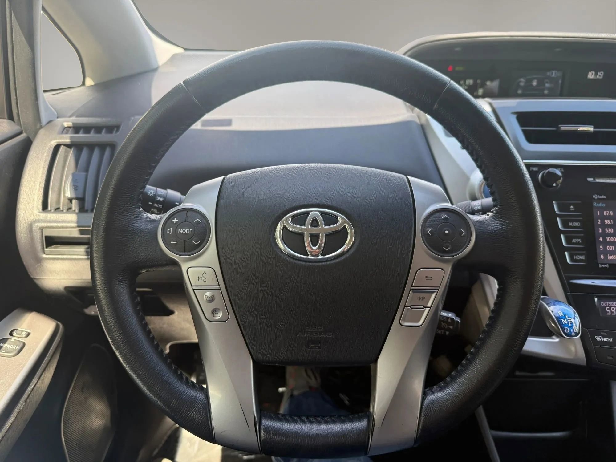 Used 2017 Toyota Prius V Five w/ Carpet Mat Package FWD image 19