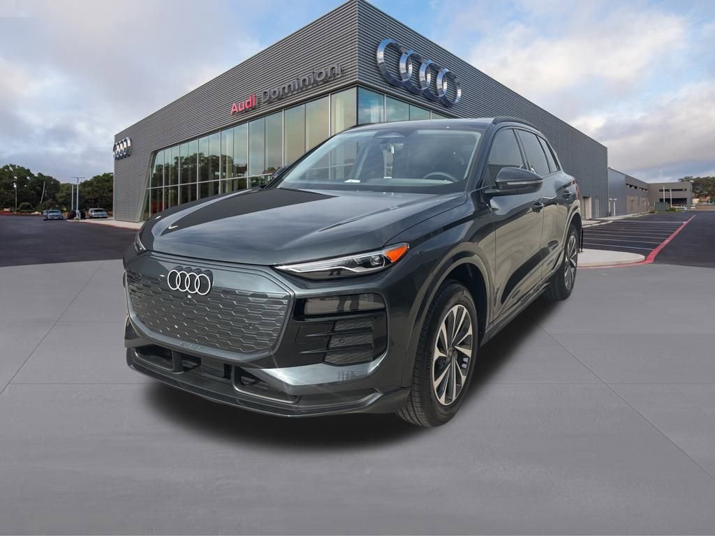 New 2025 Audi Q6 e-tron Premium video 1