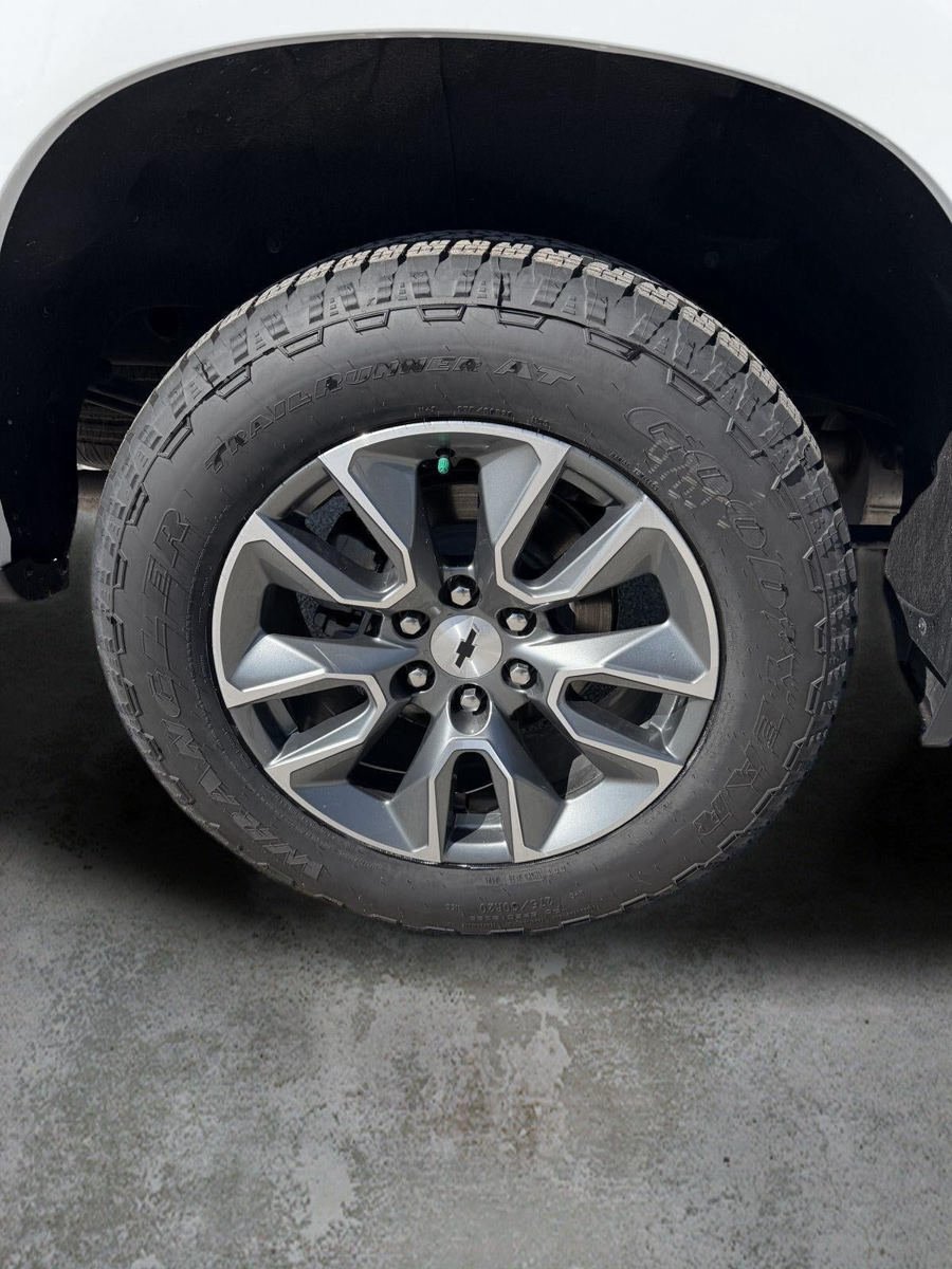 New 2026 Chevrolet Silverado 1500 RST w/ RST All Star Premium Package AWD/4WD image 40