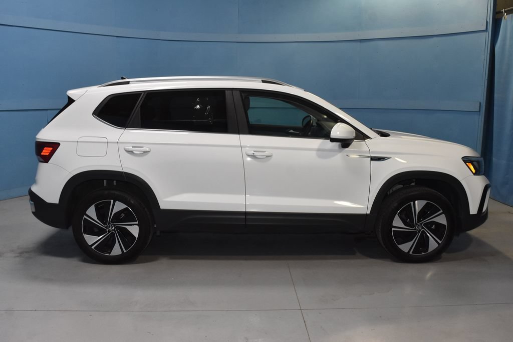 Used 2024 Volkswagen Taos SE AWD/4WD image 24