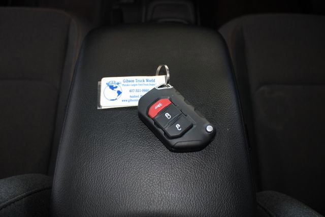 Used 2024 Jeep Wrangler Sport S image 27