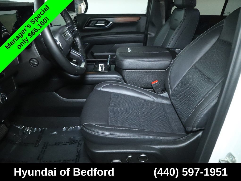 Used 2025 GMC Yukon Denali AWD/4WD image 22