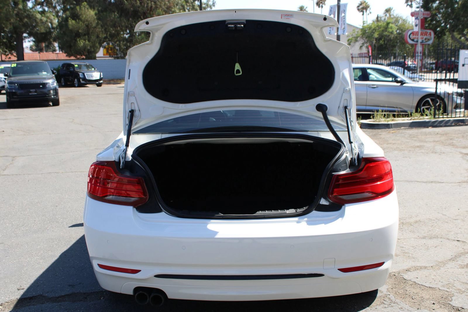 Used 2019 BMW 230i Coupe w/ Convenience Package RWD image 32
