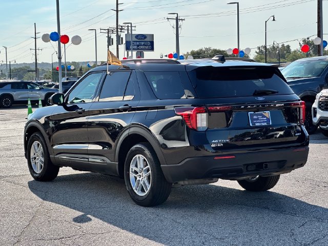 Certified 2026 Ford Explorer Active AWD/4WD image 5