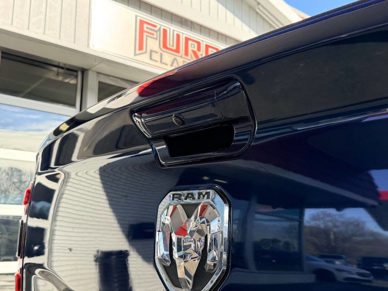 Used 2022 RAM 2500 Laramie w/ Night Edition image 9