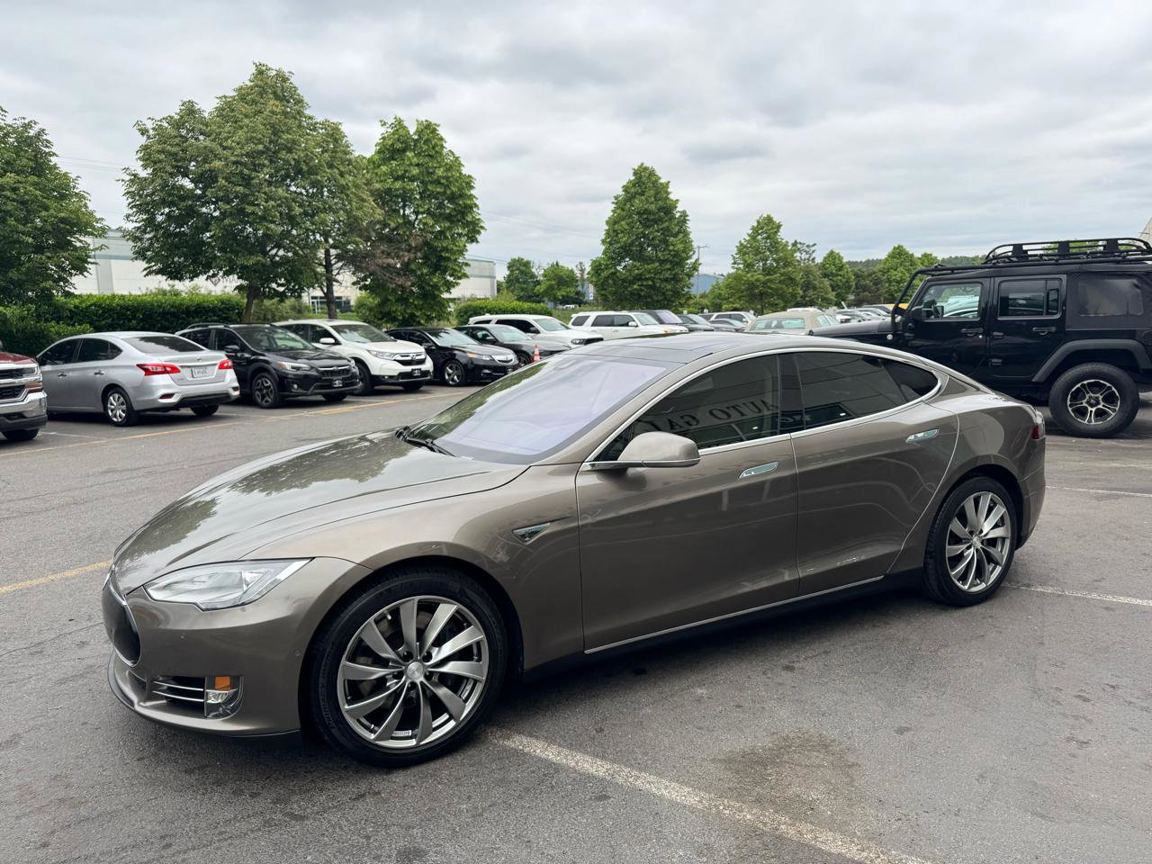 Used 2015 Tesla Model S 85D AWD/4WD image 23