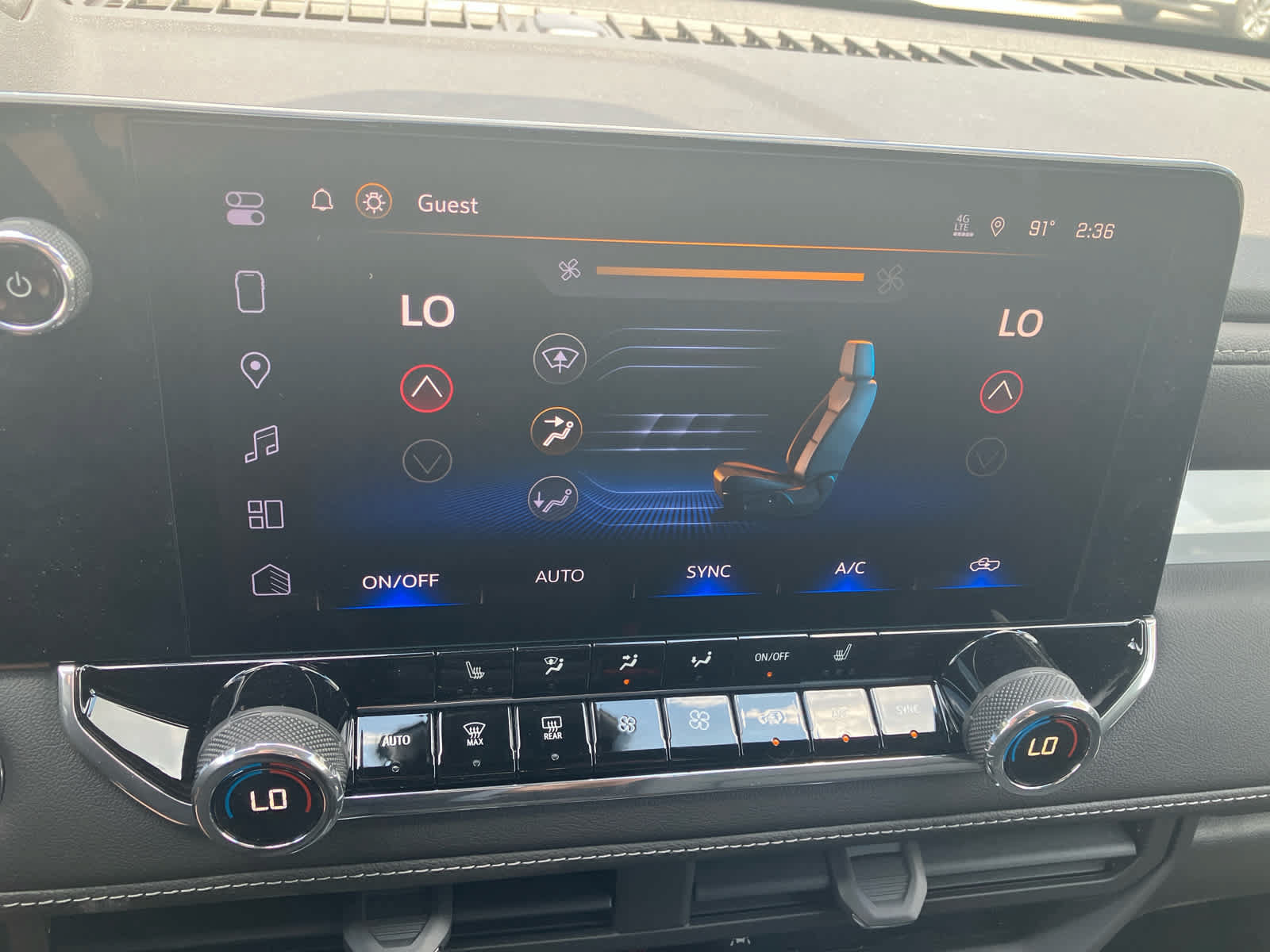 New 2026 Chevrolet Colorado LT w/ LT Convenience Package AWD/4WD image 19