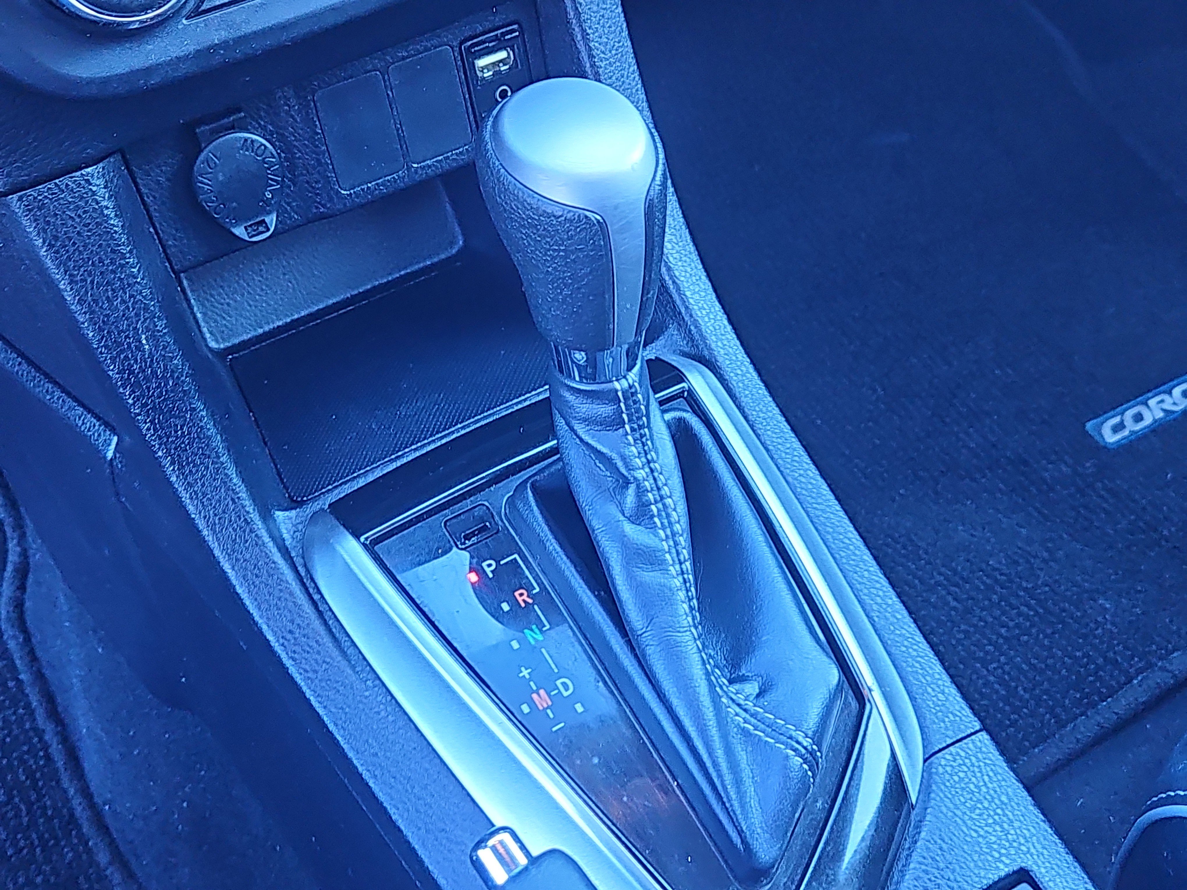 Used 2014 Toyota Corolla S image 16