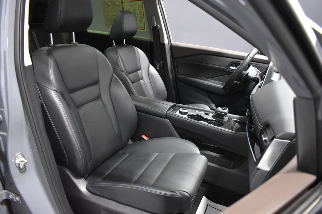 Certified 2023 Nissan Rogue SL AWD/4WD image 14