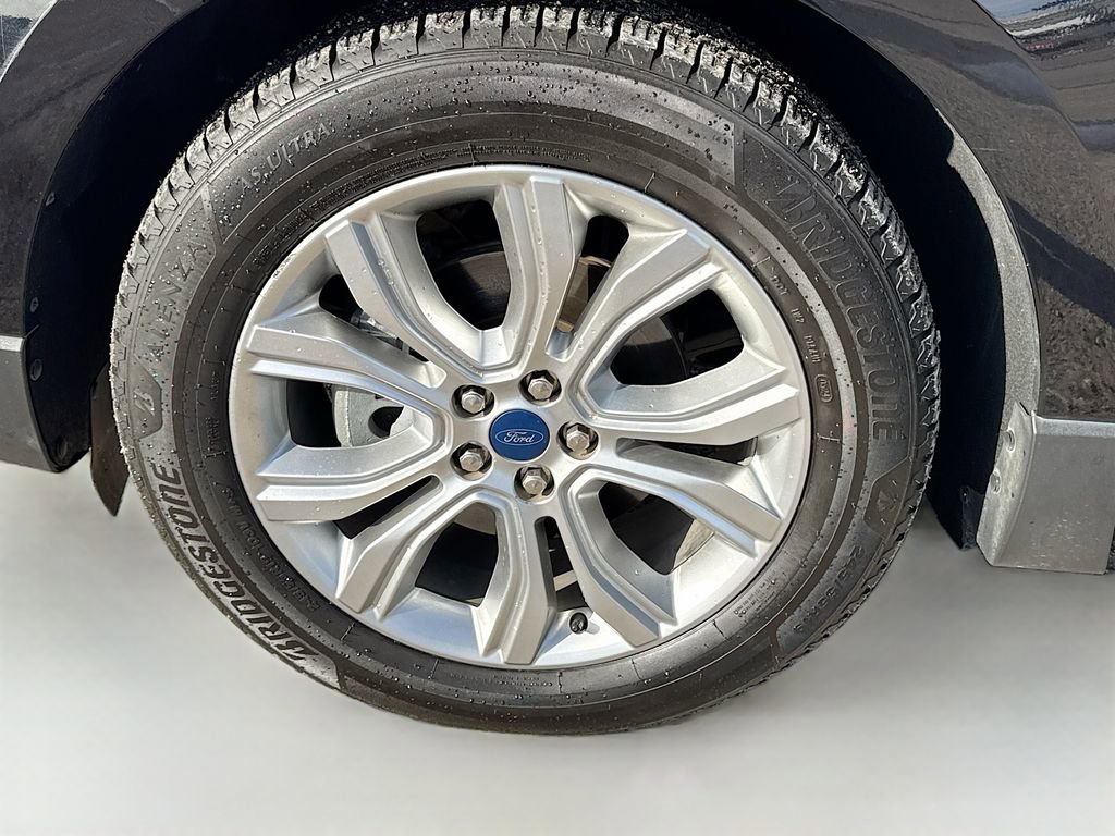 Used 2020 Ford Edge Titanium w/ Equipment Group 301A FWD image 36
