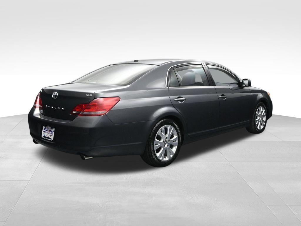 Used 2009 Toyota Avalon XLS FWD image 5
