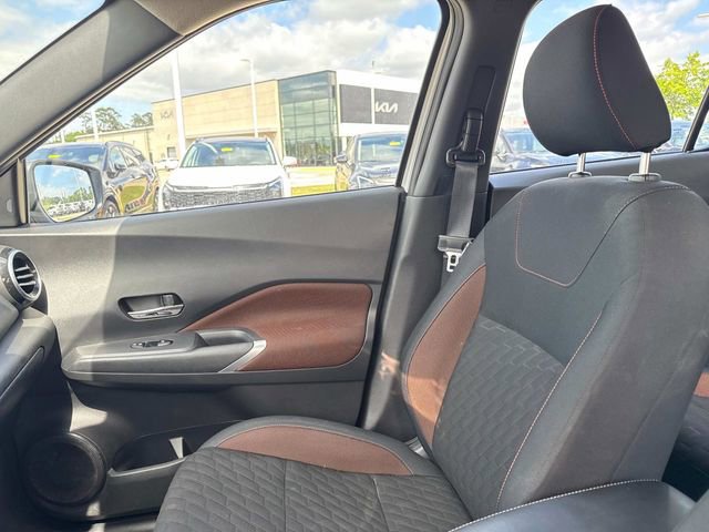 Used 2023 Nissan Kicks SR image 22