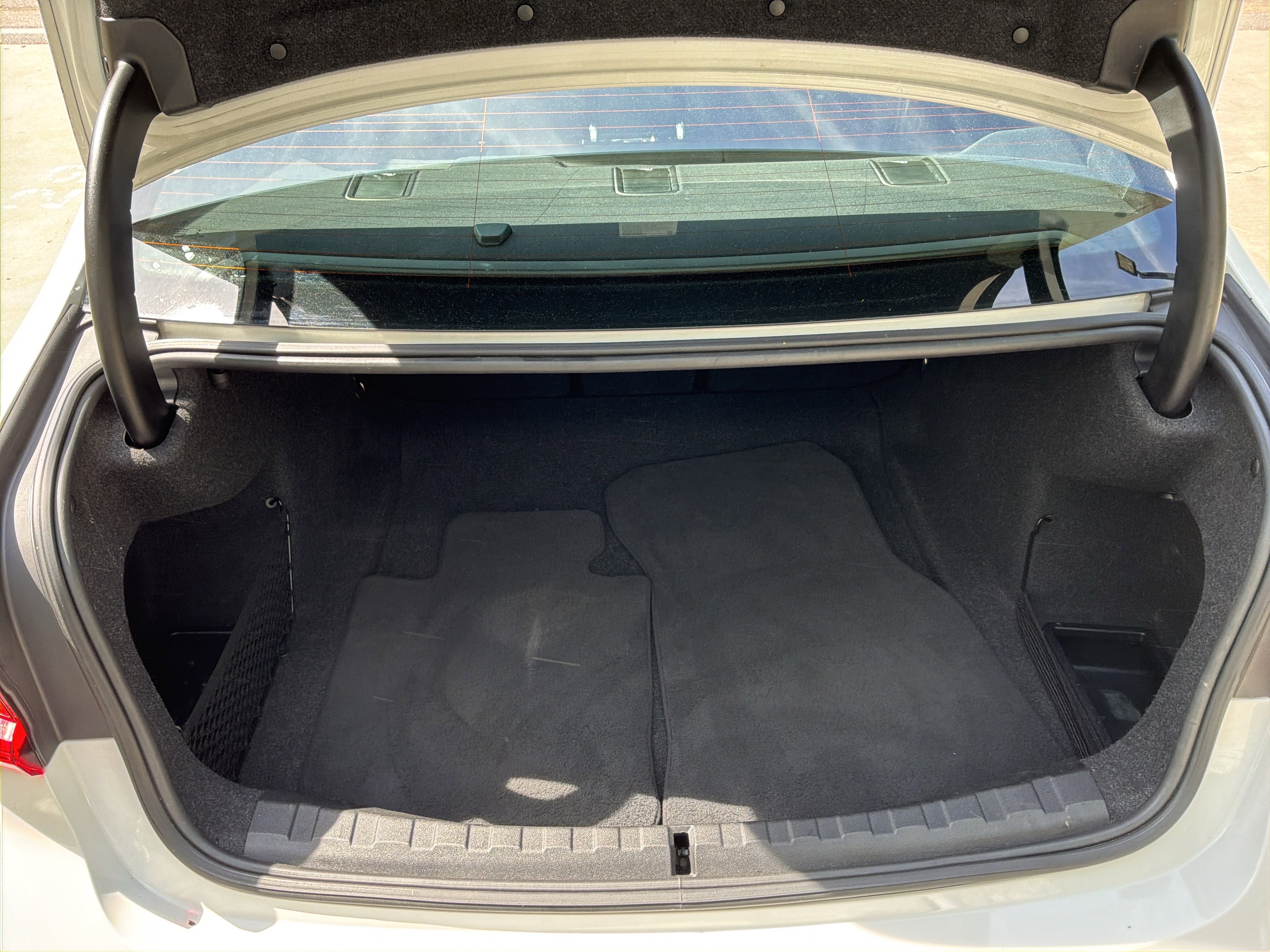 Used 2020 BMW 330i Sedan w/ Convenience Package image 32