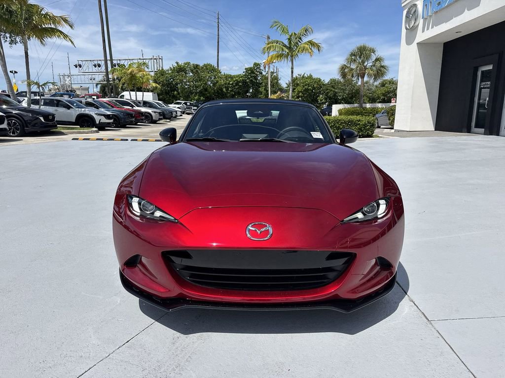 New 2026 MAZDA MX-5 Miata Club w/ Interior Package RWD image 8