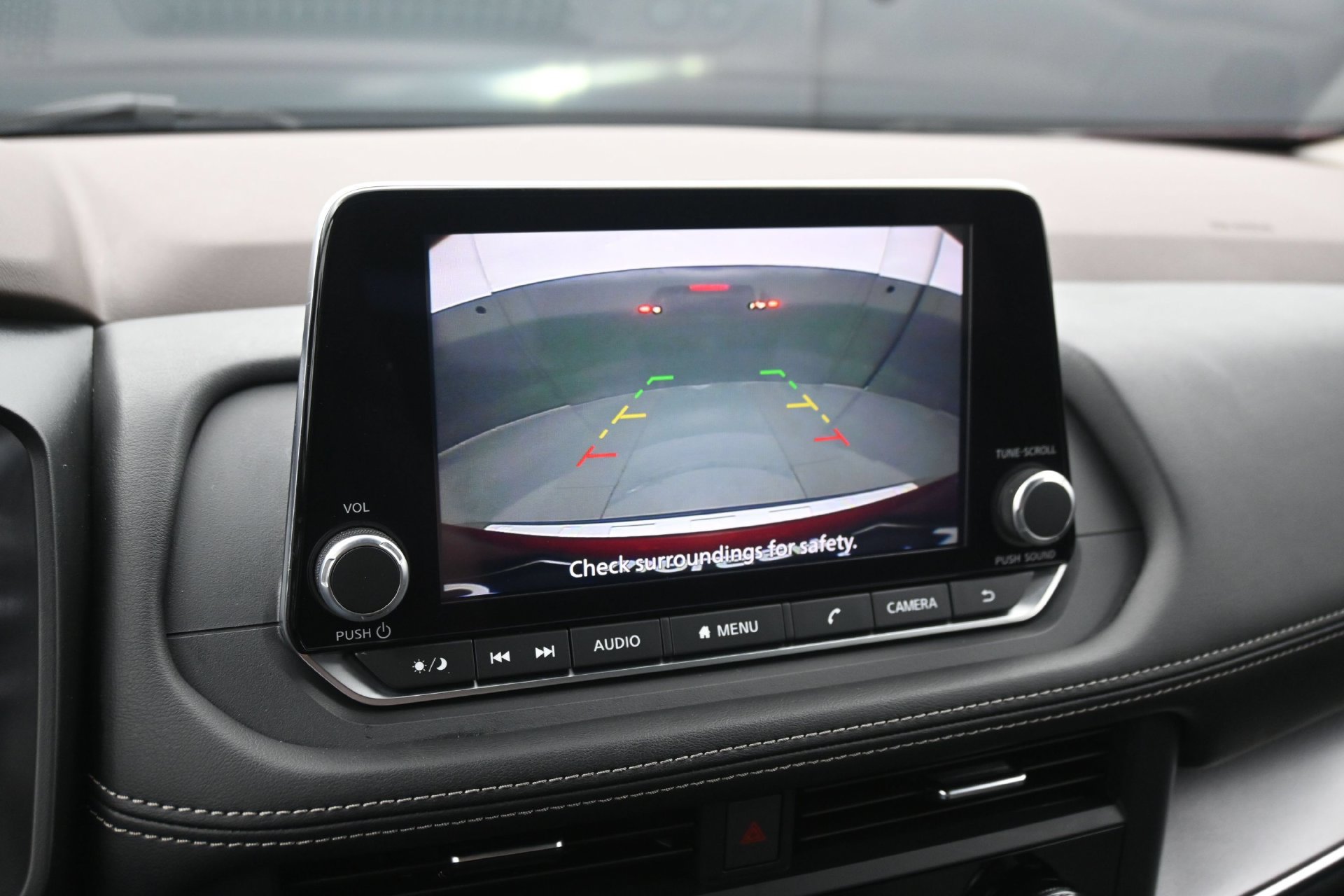 Used 2023 Nissan Rogue SV AWD/4WD image 22