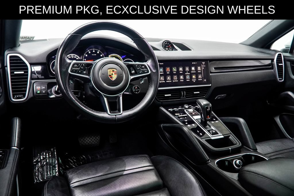 Used 2023 Porsche Cayenne Coupe AWD/4WD image 18
